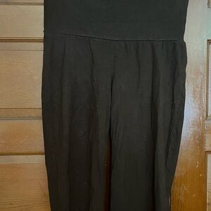 Gap maternity capri brown yoga pants